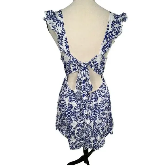 Cupshe Blue & White Ornate Flutter Sleeve V-Neck Mini Dress Size L - Picture 7 of 9